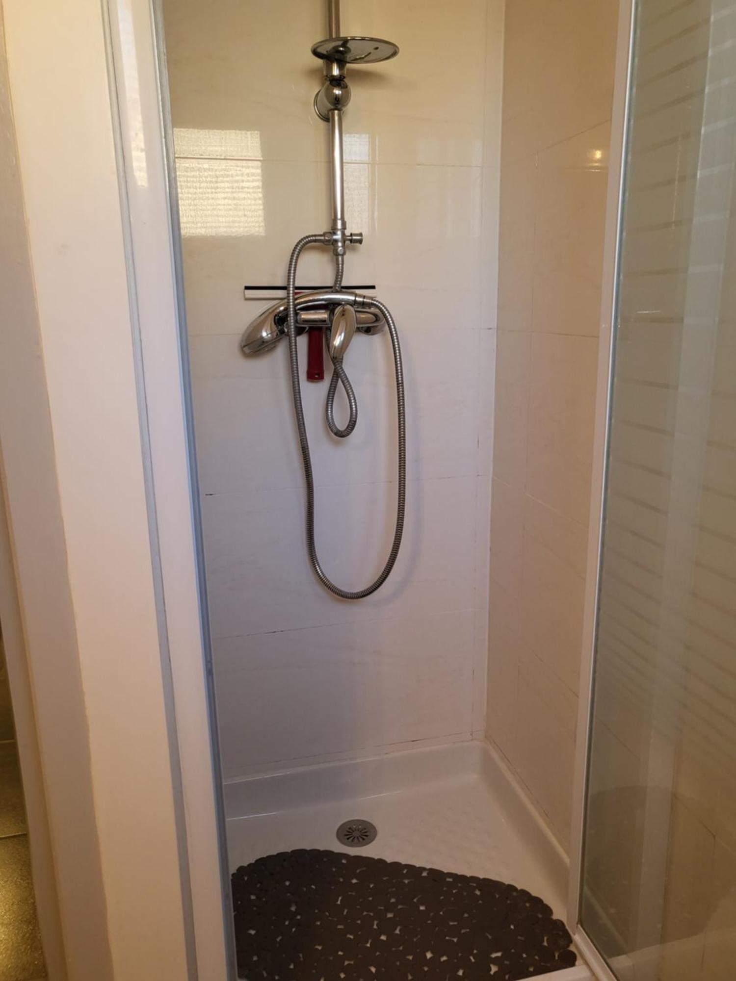 Apartment Bel A 300 Metres De La +parking *
